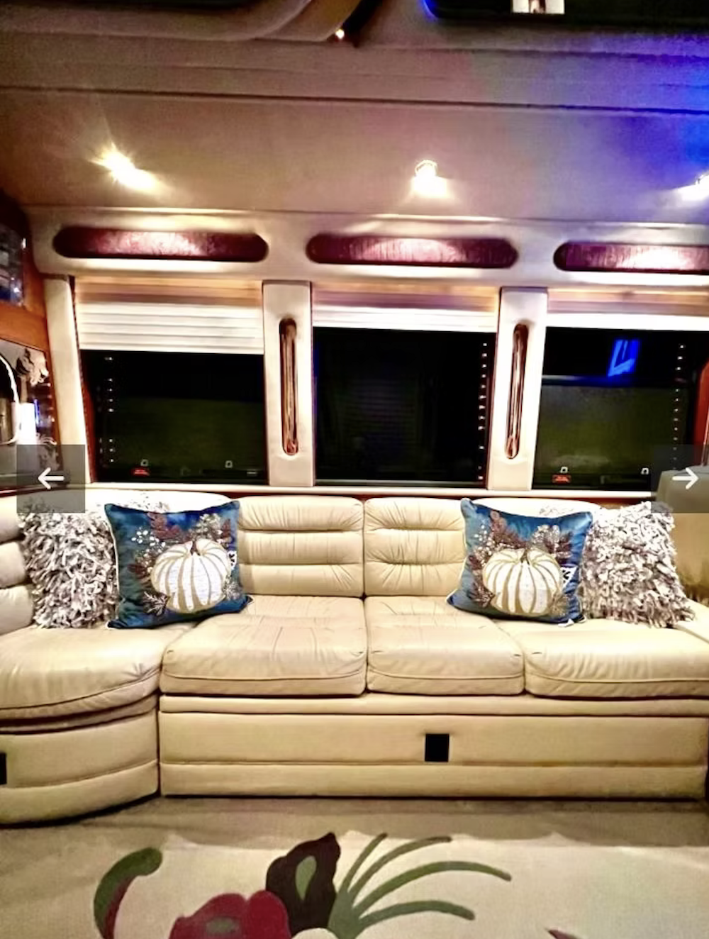 1999 Prevost Royale XL For Sale