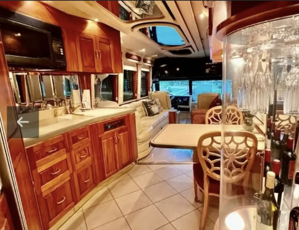 1999 Prevost Royale XL For Sale