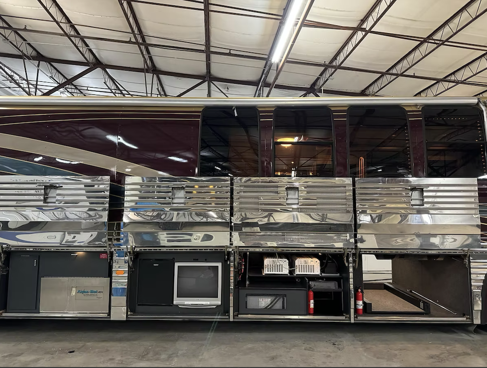 1999 Prevost Royale XL For Sale
