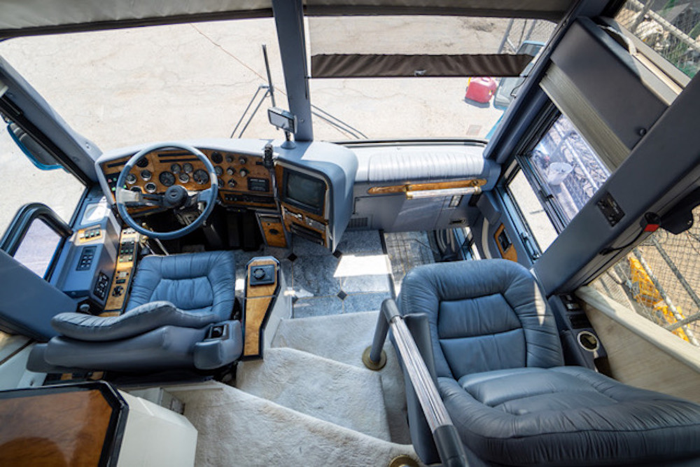 1999 Prevost Vantare H3-45 For Sale