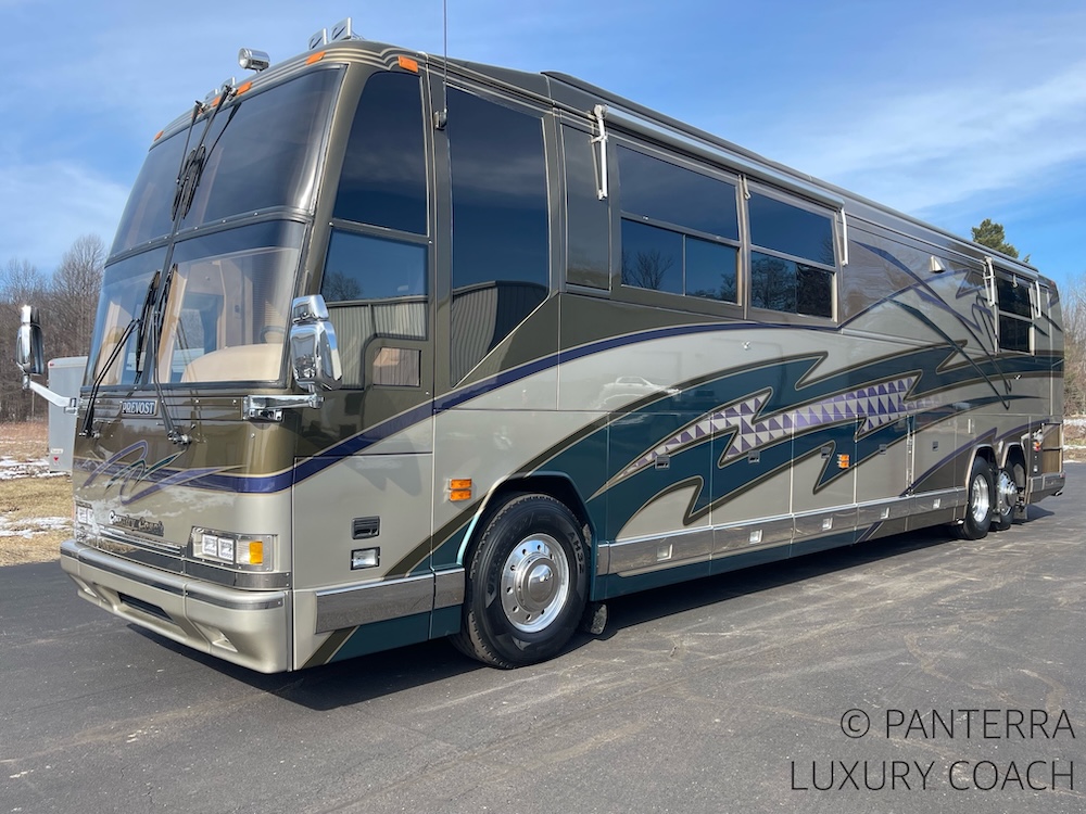 2000 Prevost Country Coach H3-45 For Sale