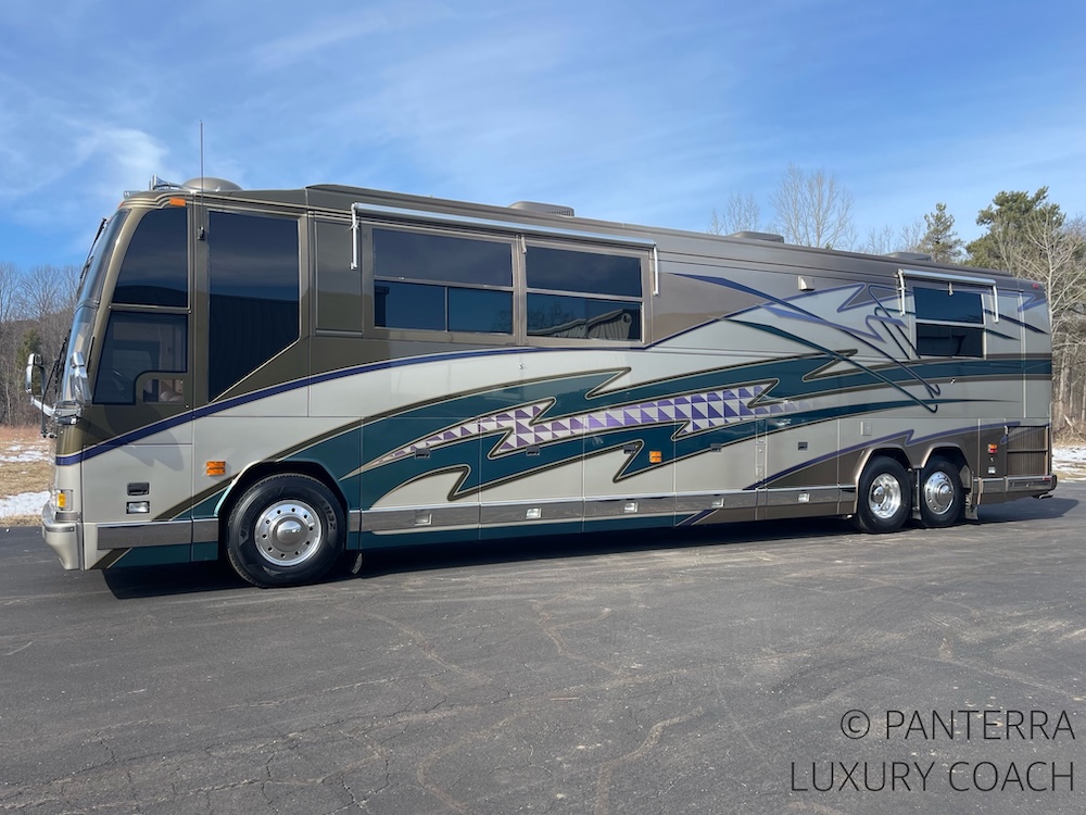 2000 Prevost Country Coach H3-45 For Sale
