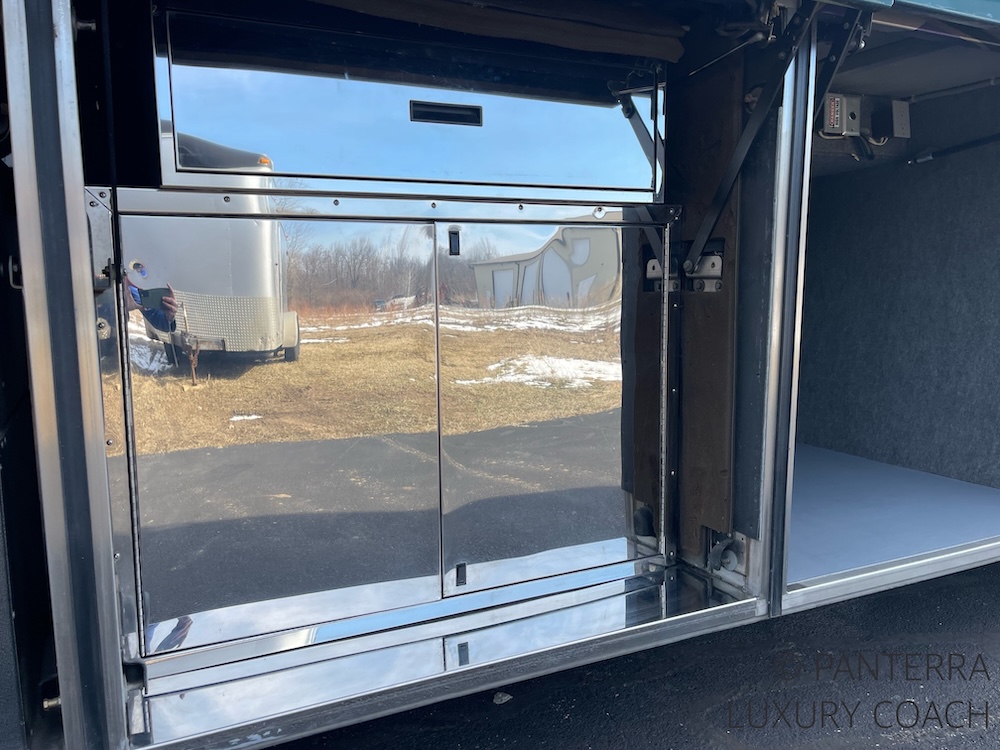 2000 Prevost Country Coach H3-45 For Sale