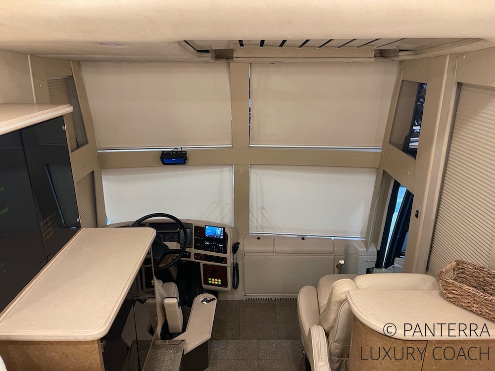 2000 Prevost Country Coach H3-45 For Sale