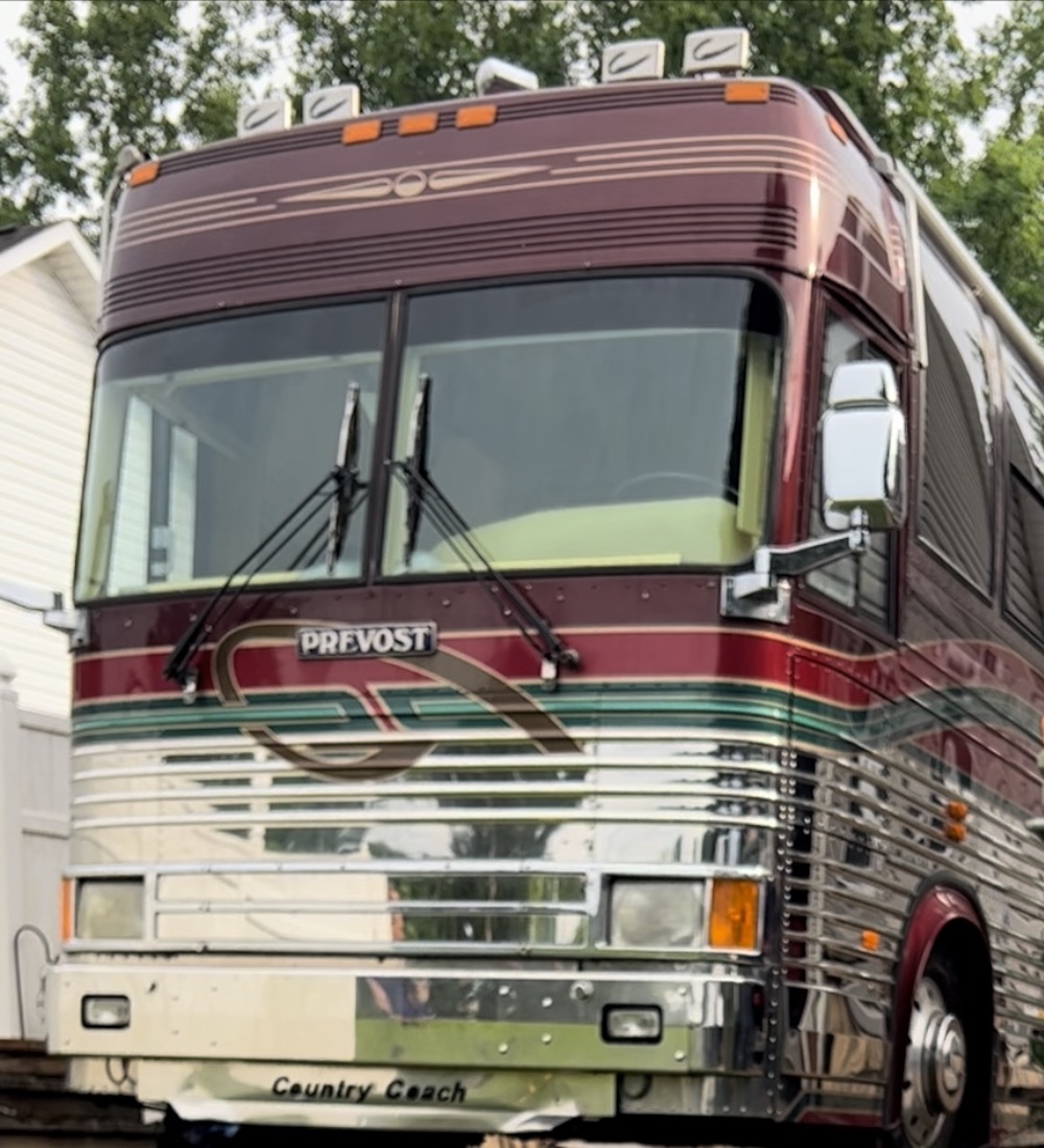 2001 Prevost Country Coach XL For Sale