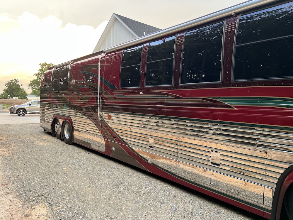 2001 Prevost Country Coach XL For Sale