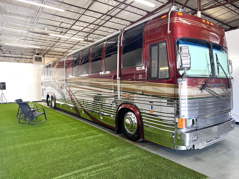 2000 Prevost Country Coach XL For Sale