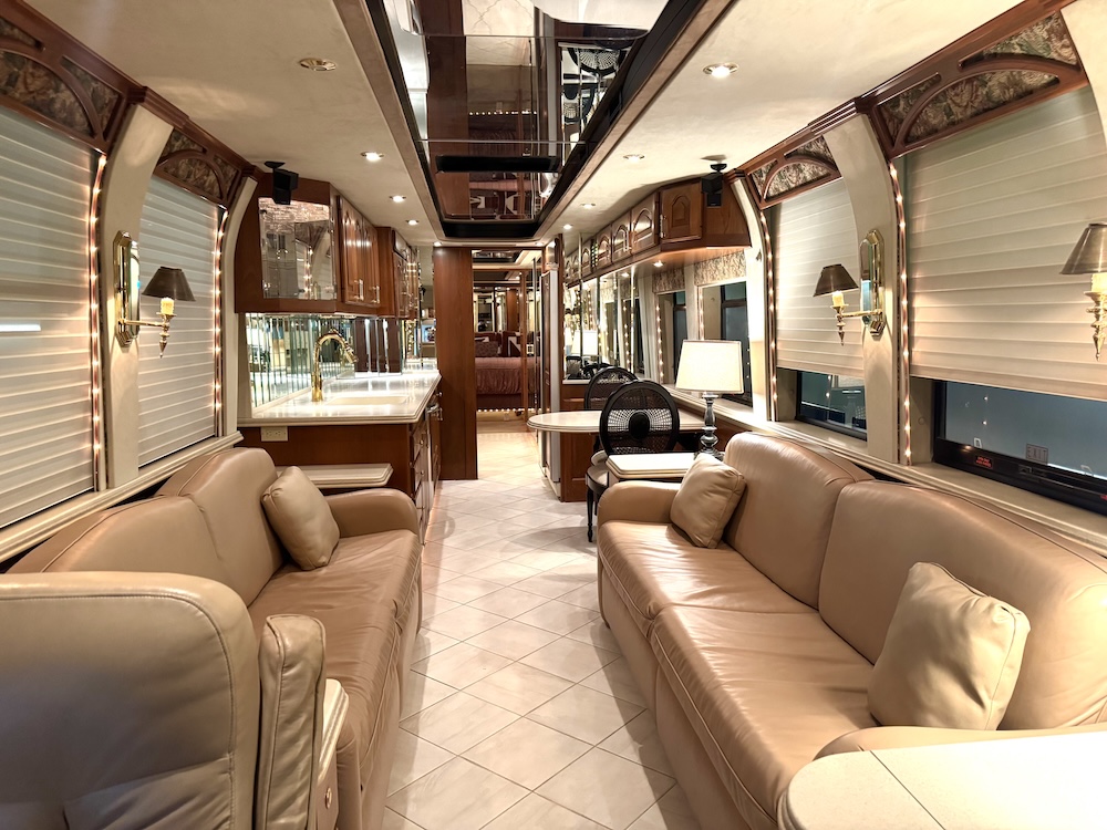 2000 Prevost Country Coach XL For Sale