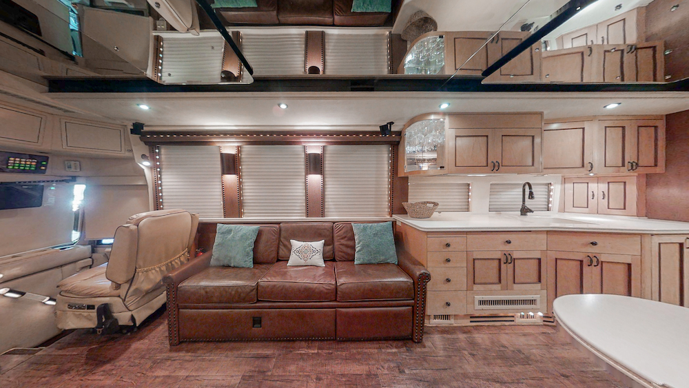 2000 Prevost Country Coach XL For Sale