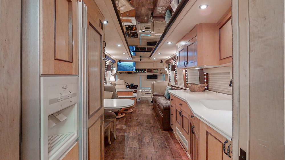 2000 Prevost Country Coach XL For Sale