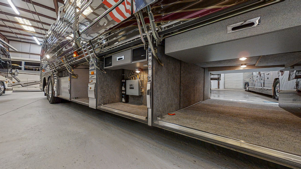 2000 Prevost Country Coach XL For Sale