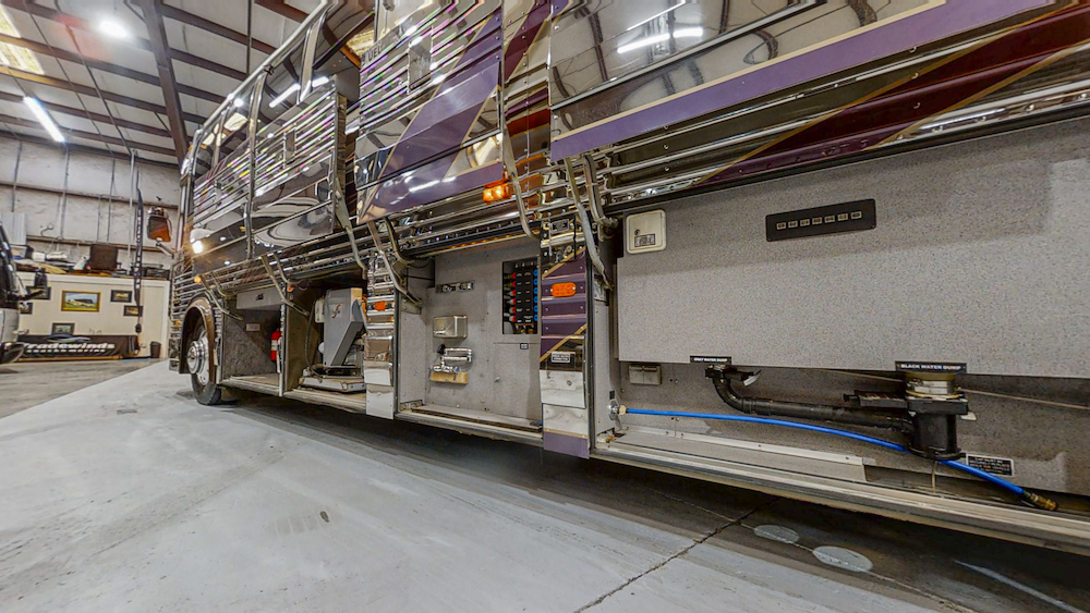 2000 Prevost Country Coach XL For Sale