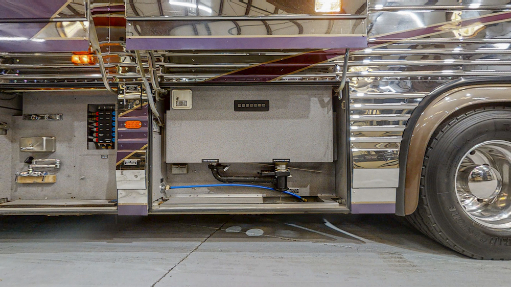 2000 Prevost Country Coach XL For Sale