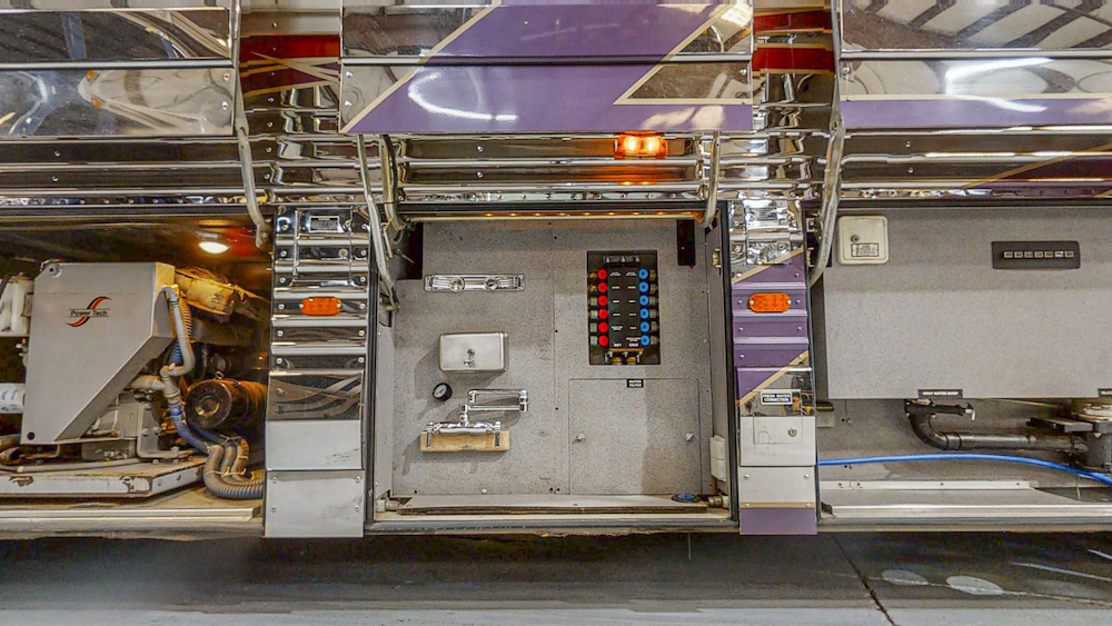 2000 Prevost Country Coach XL For Sale