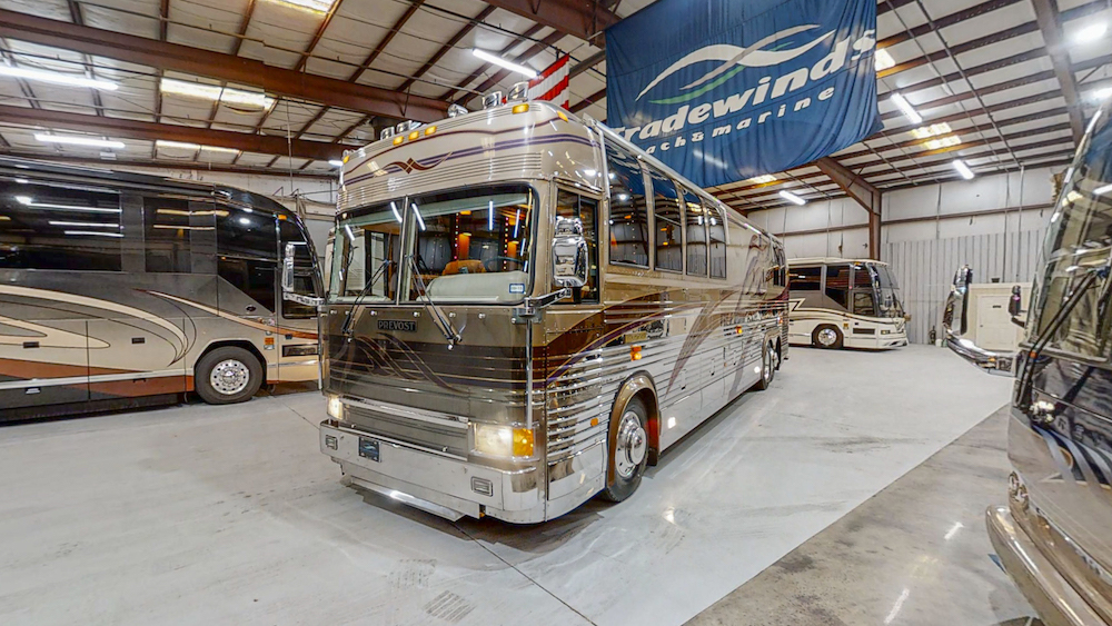 2000 Prevost Country Coach XL For Sale