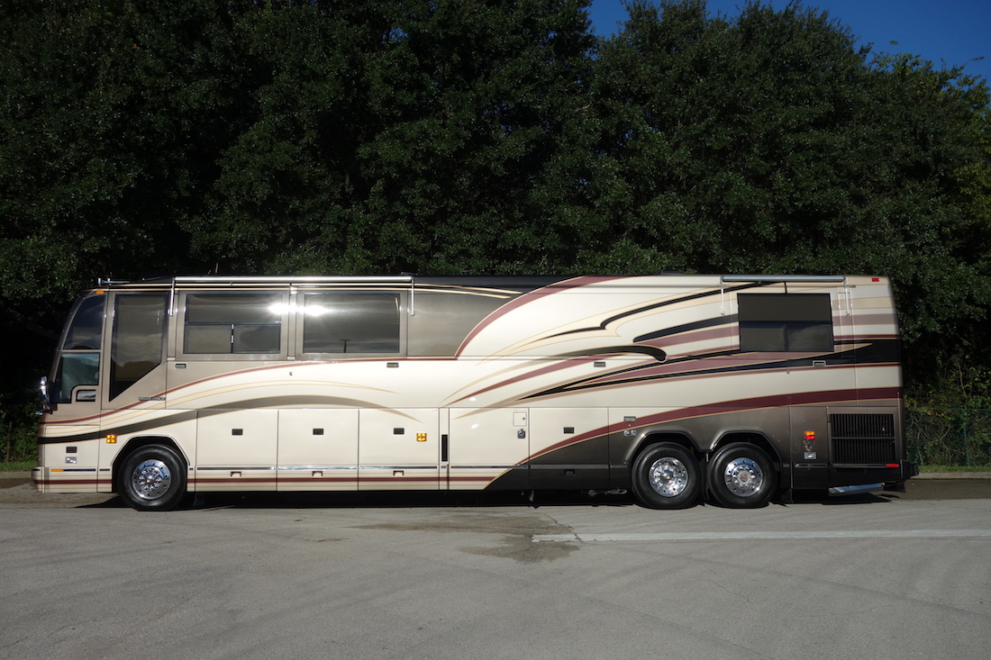 2000 Prevost Liberty H3-45Non Slide