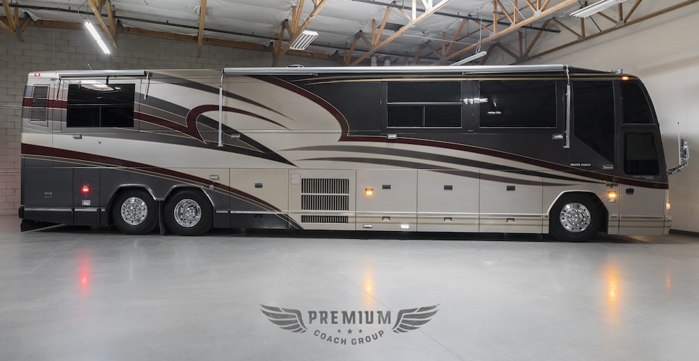 2000 Prevost Liberty H3-45 For Sale