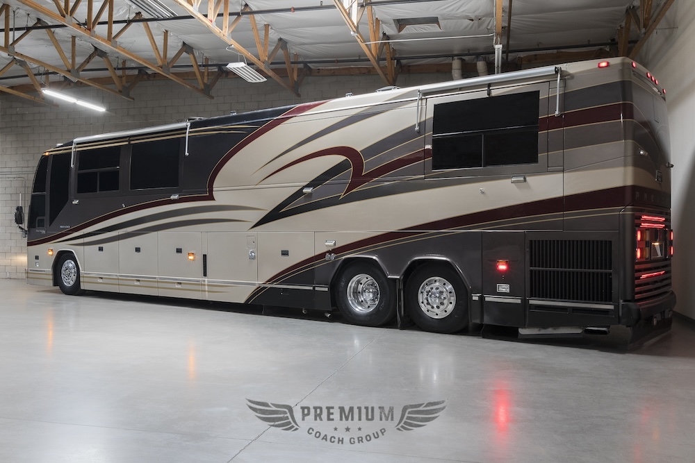 2000 Prevost Liberty H3-45 For Sale