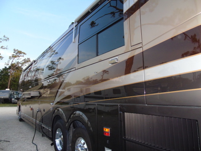 2000 Prevost Liberty H3-45 For Sale