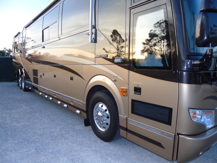 2000 Prevost Liberty H3-45 For Sale