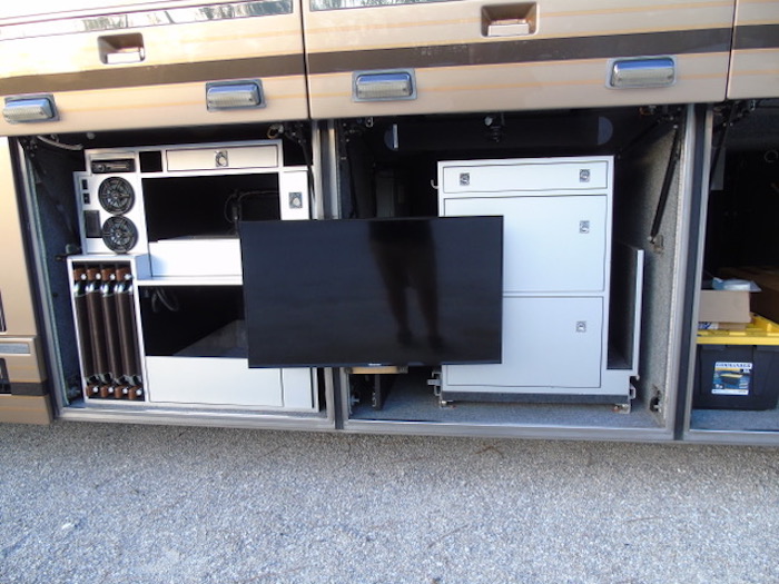 2000 Prevost Liberty H3-45 For Sale