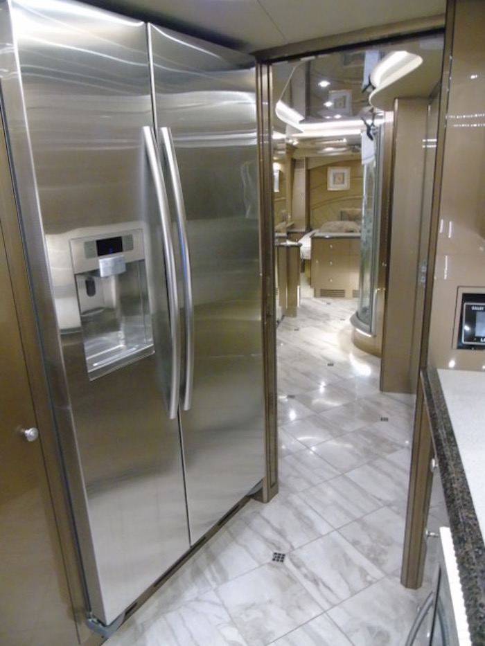 2000 Prevost Liberty H3-45 For Sale