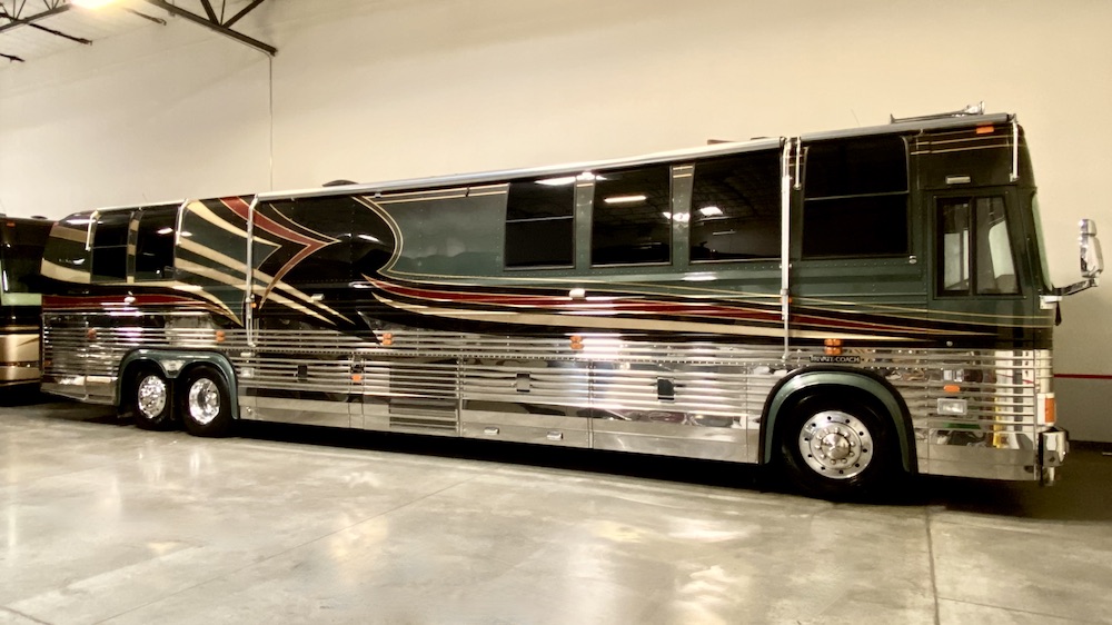 2000 Prevost Liberty XL For Sale