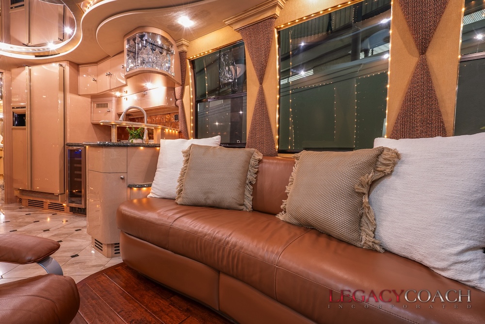 2000 Prevost Liberty XL For Sale
