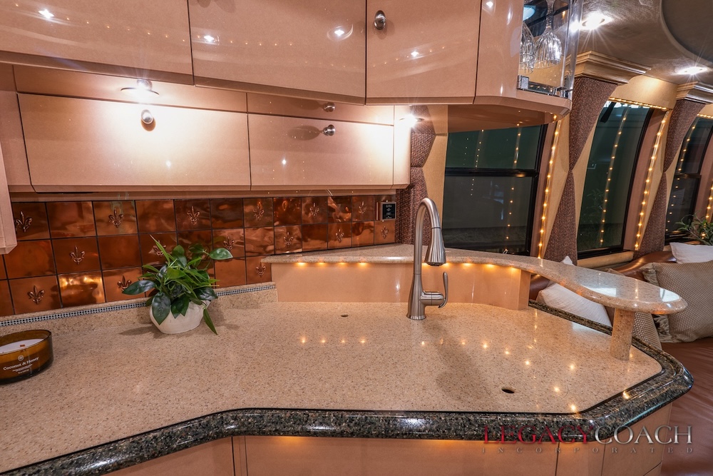 2000 Prevost Liberty XL For Sale