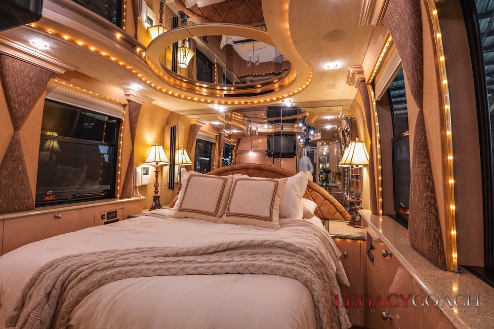 2000 Prevost Liberty XL For Sale