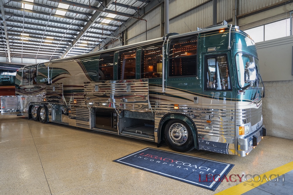 2000 Prevost Liberty XL For Sale