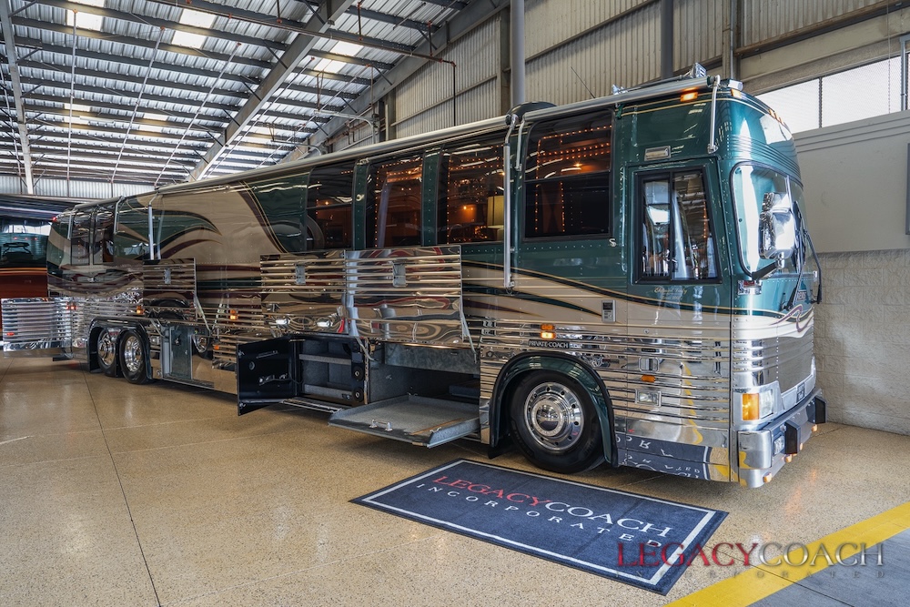 2000 Prevost Liberty XL For Sale