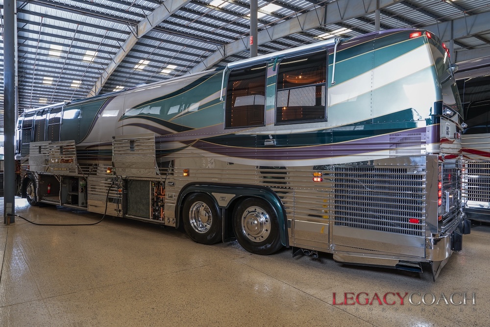 2000 Prevost Liberty XL For Sale