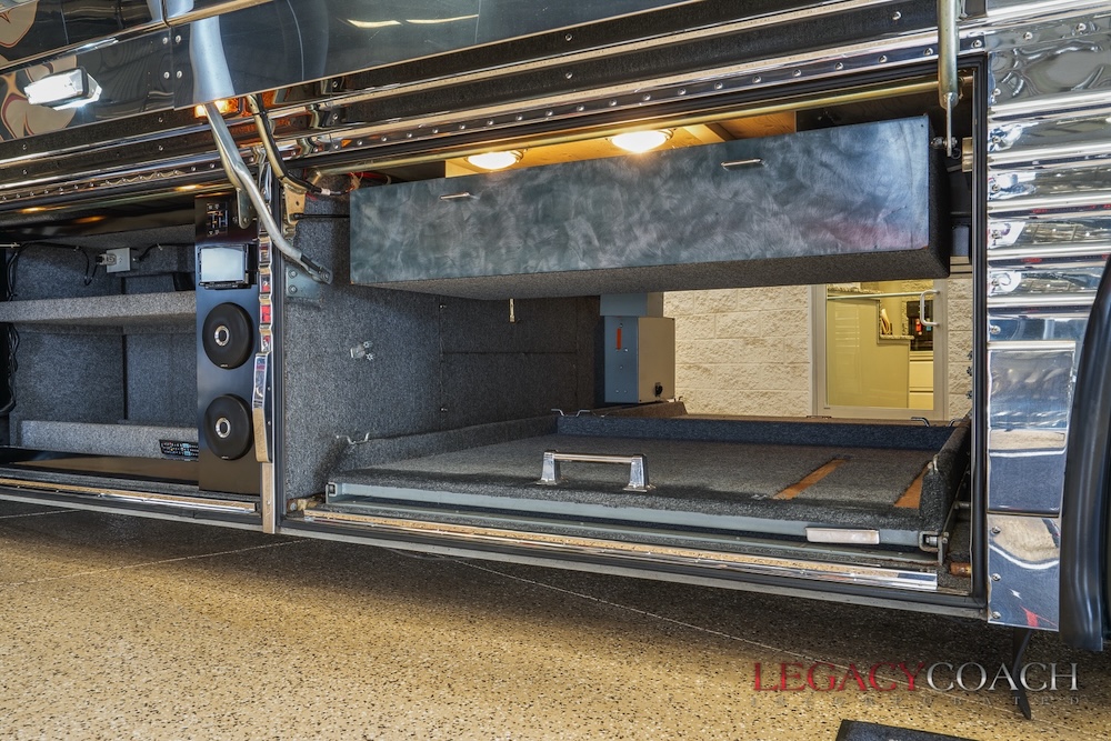 2000 Prevost Liberty XL For Sale