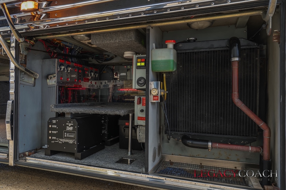 2000 Prevost Liberty XL For Sale