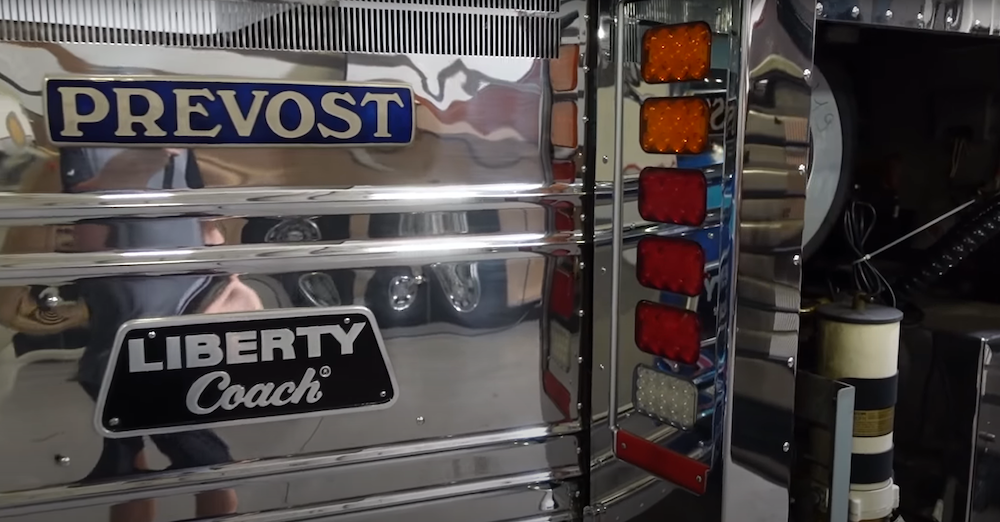 2000 Prevost Liberty XL For Sale