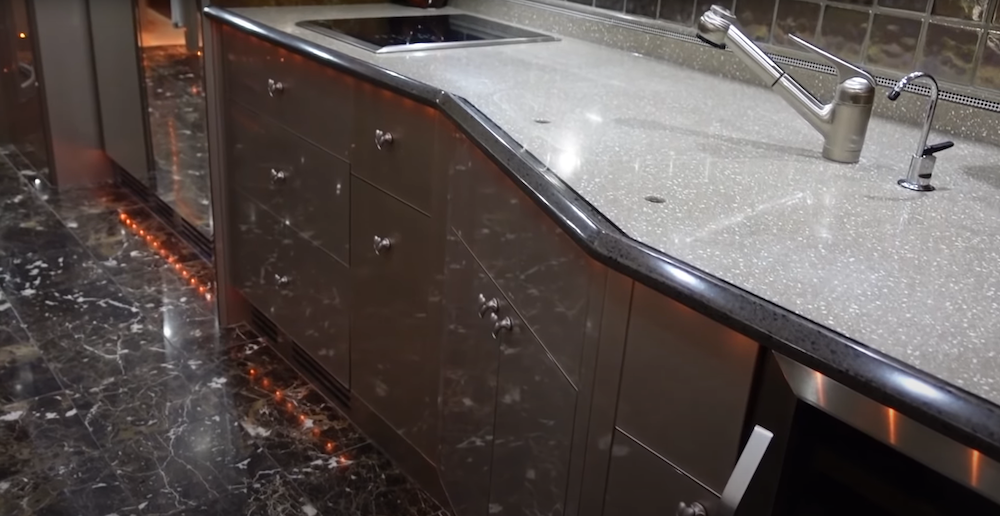 2000 Prevost Liberty XL For Sale