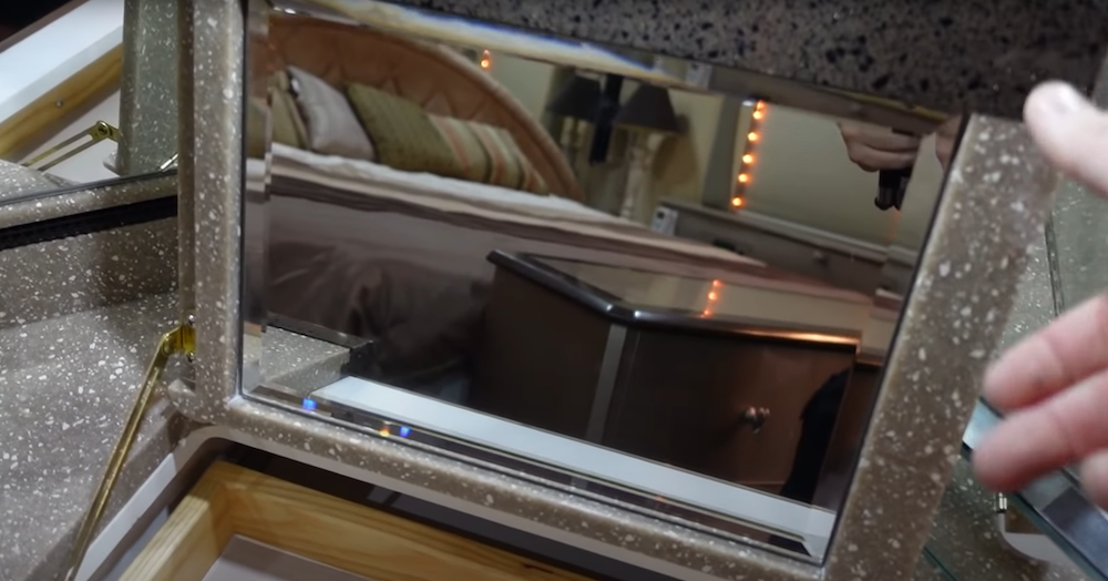 2000 Prevost Liberty XL For Sale