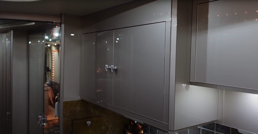 2000 Prevost Liberty XL For Sale