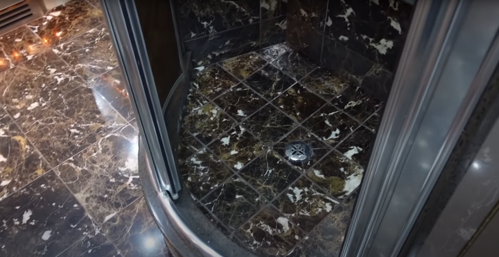 2000 Prevost Liberty XL For Sale