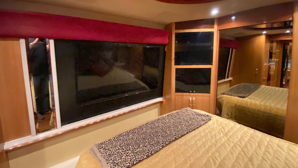 2000 Prevost Marathon H3-45 For Sale