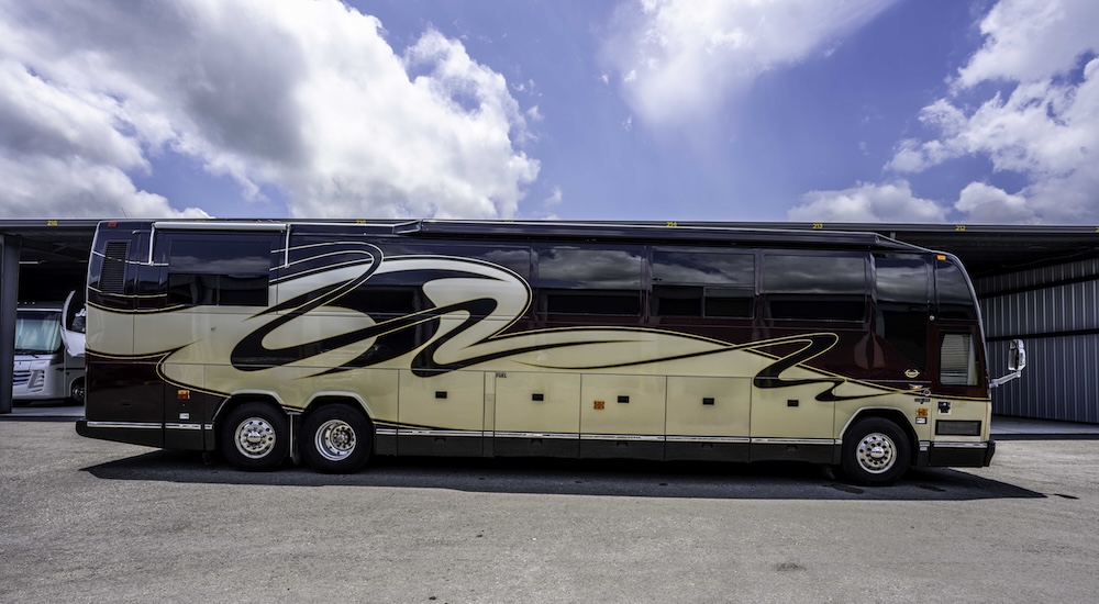 2000 Prevost Marathon H3-45 For Sale