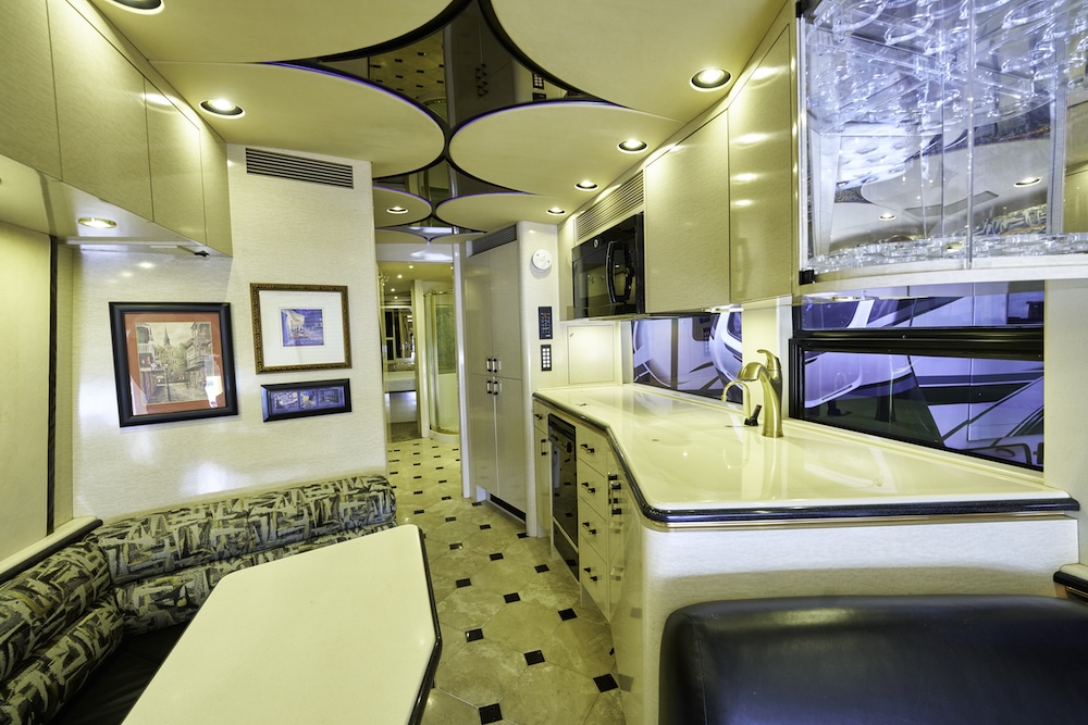 2000 Prevost Marathon H3-45 For Sale