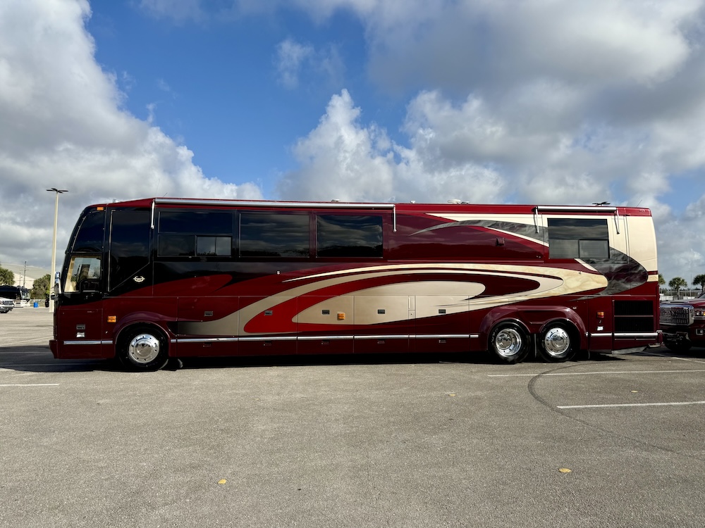 2000 Prevost Marathon H3-45 For Sale