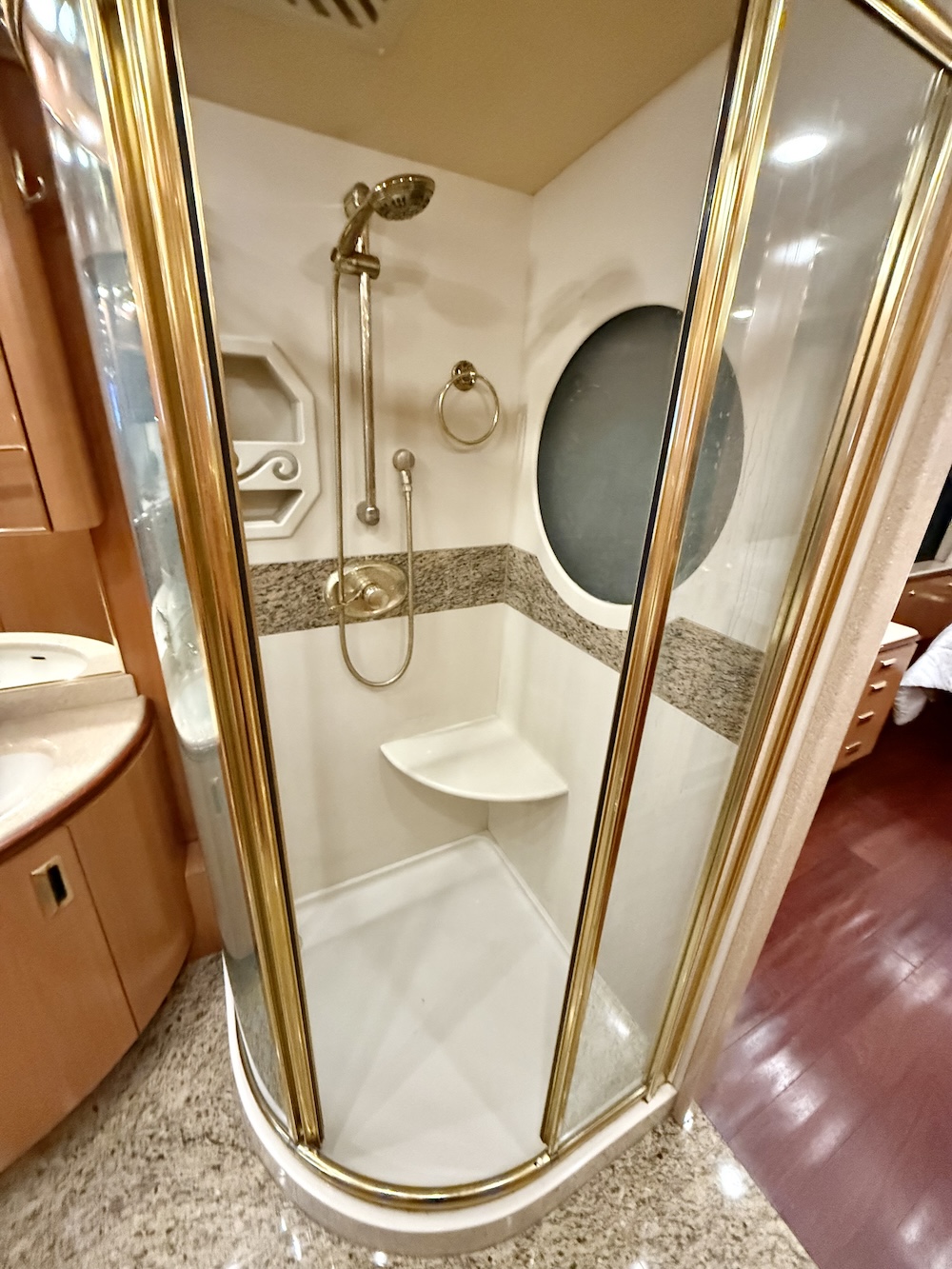 2000 Prevost Marathon H3-45 For Sale