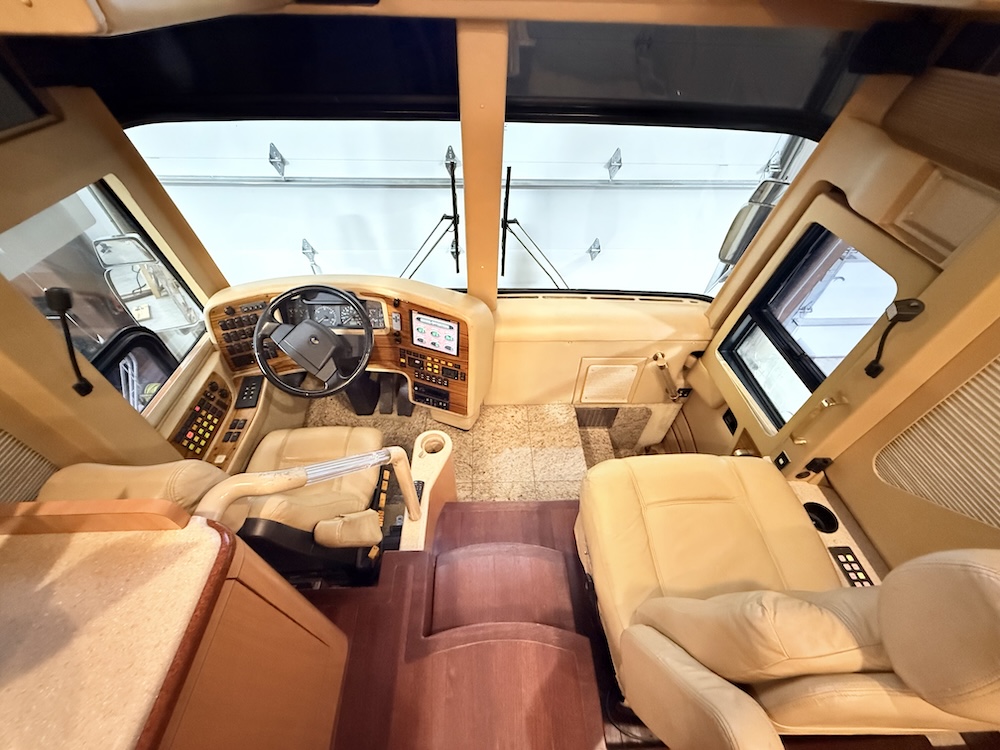2000 Prevost Marathon H3-45 For Sale