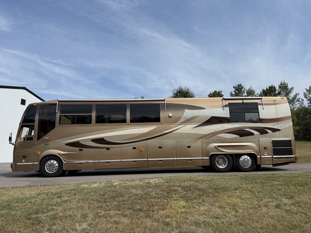 2000 Prevost Marathon H3-45 For Sale
