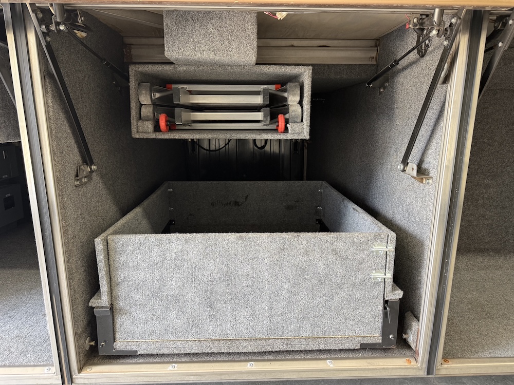 2000 Prevost Marathon H3-45 For Sale