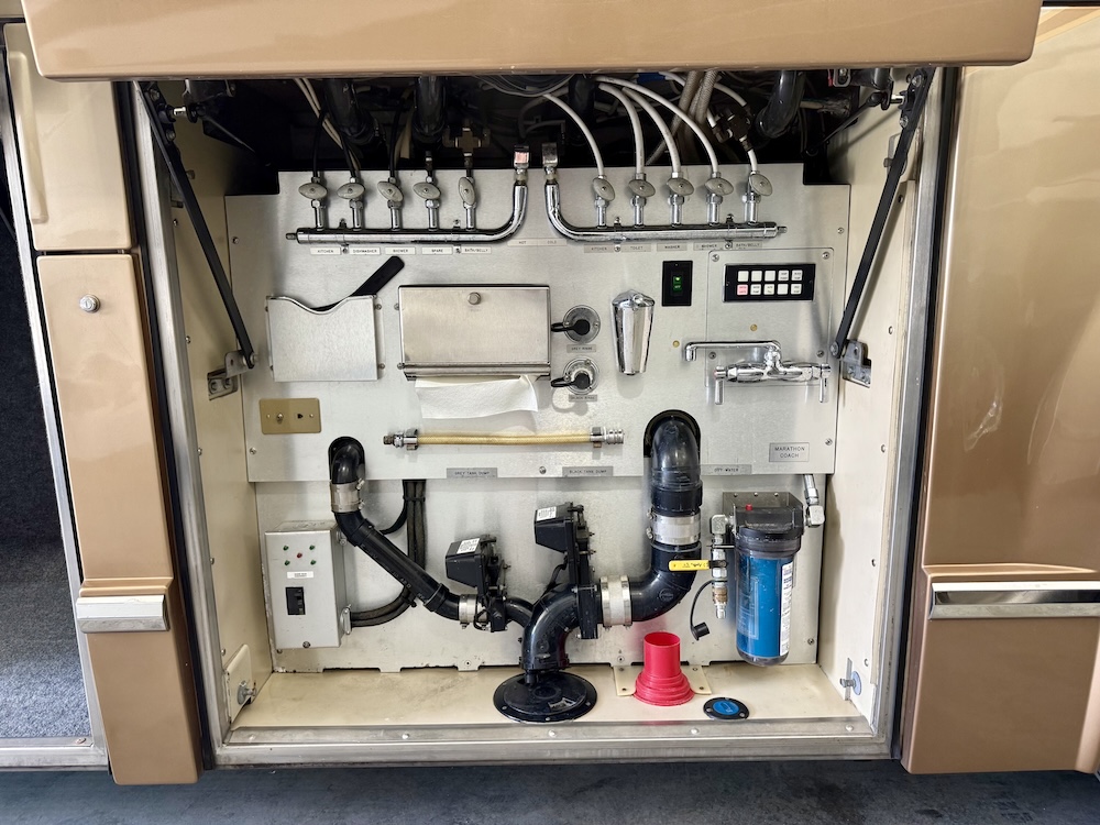 2000 Prevost Marathon H3-45 For Sale