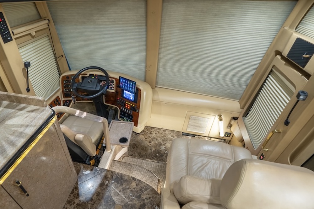 2000 Prevost Marathon H3-45 For Sale